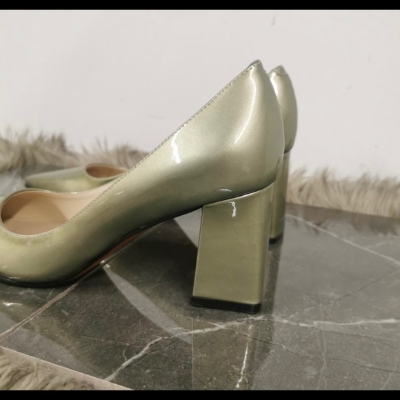 Marc Fisher Zala Patent Pumps - Picture 2 of 6